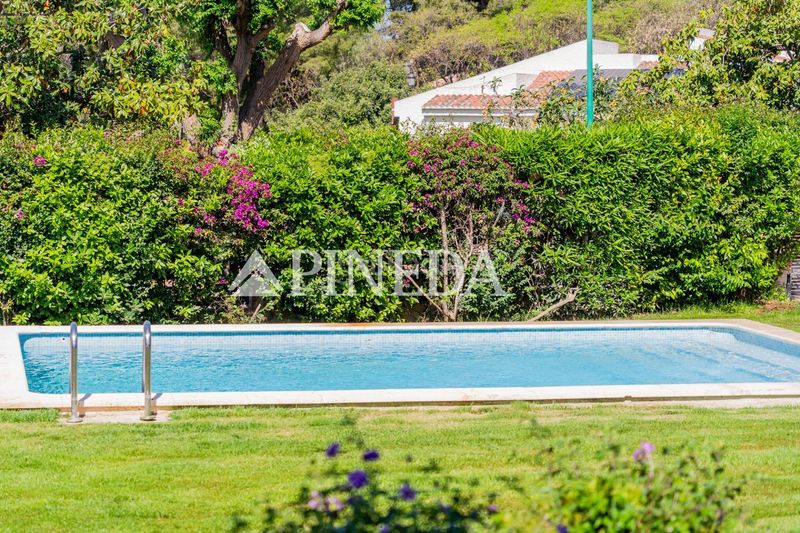 Foto f481216a-a9d4-40f6-b61e-1a47f0172c79. Xalet amb calefacció piscina a Alfinach - Monasterios Puçol