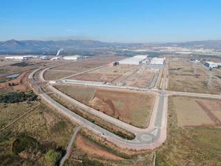 Terreny residencial  Calle motor de la rampeta. Parcela industial en puerto de sagunto de 9370 m2.