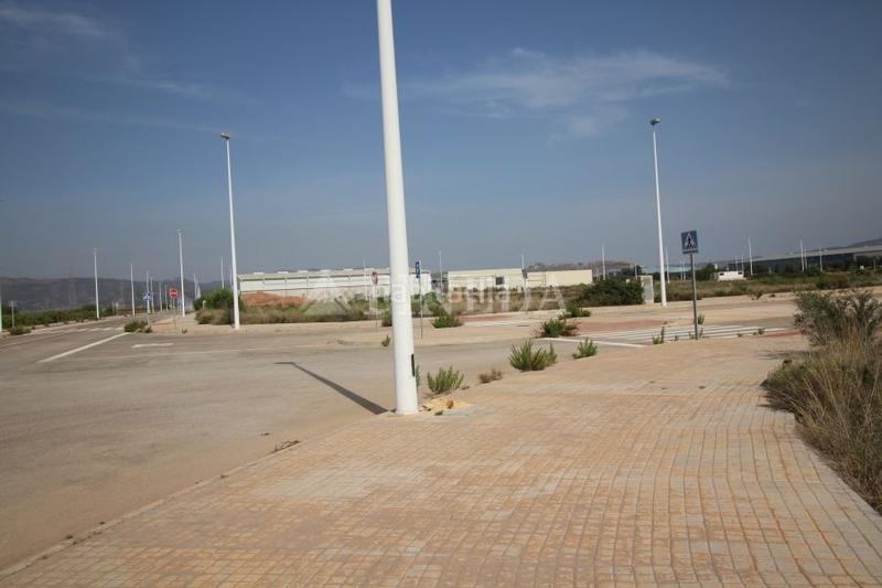 Foto 71c138f0-4c73-4cce-801b-73bc613b0cb0. Terreny residencial a Avenida de Abril-9 de Octubre Sagunt