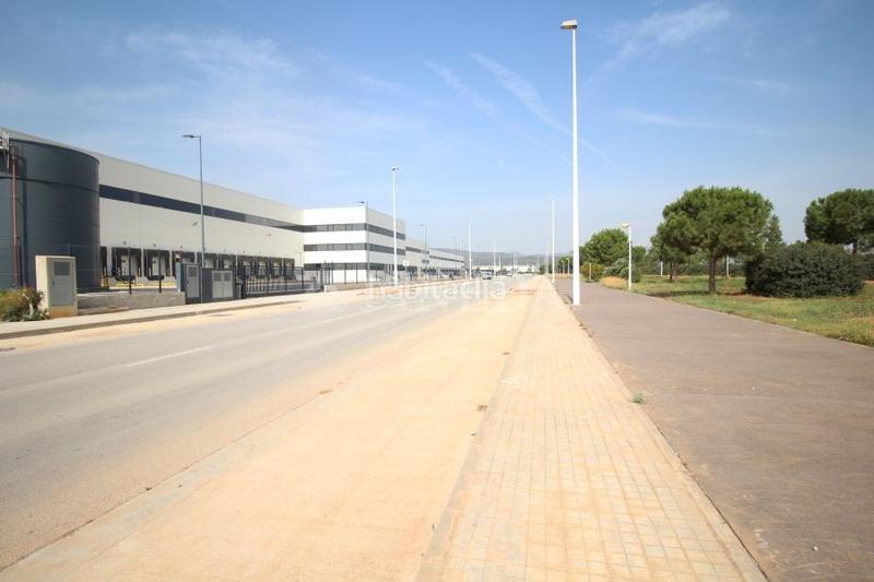 Foto b1d045b7-66df-4422-99a2-176503830f6d. Terreny residencial a Avenida de Abril-9 de Octubre Sagunt