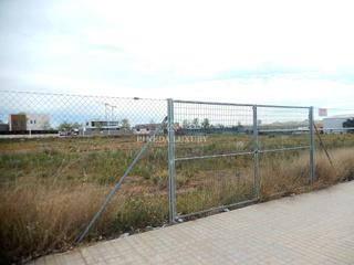 Terreny residencial  Avenida fausto caruana. Parcela  de uso terciario de 1470 metros en primera linea comerc