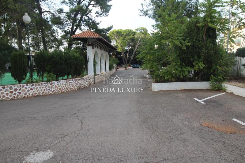 Foto 3e63a5b7-f76a-4c6d-a1d9-39005e0c9288. Edifici a Estivella