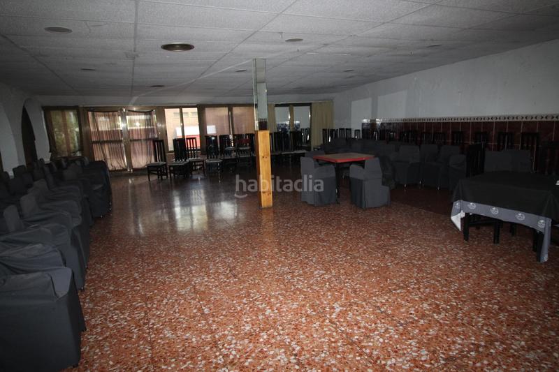 Foto 42b9313e-f2ae-44ac-8edc-b953d17ba4f9. Edifici a Estivella