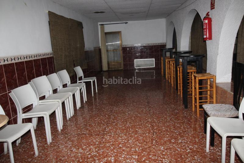 Foto 6104408f-7320-48d8-b8aa-8ae5b32ea567. Edifici a Estivella