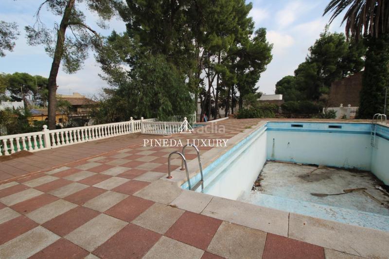 Foto 8c264daa-a93f-4c65-851f-2753c4828a2f. Edifici a Estivella