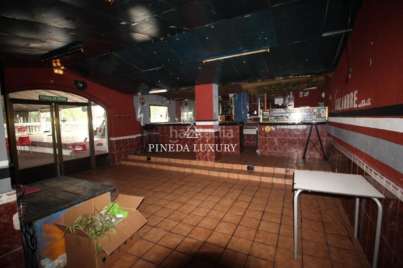 Foto e6ef82cf-b769-41cd-9ccc-3fabeaaf5f7c. Edifici a Estivella