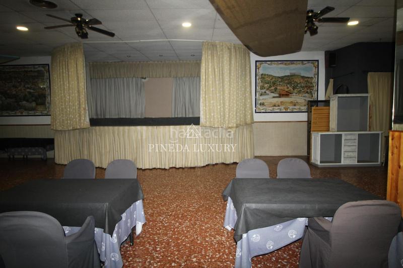 Foto ef316545-e323-4a54-be5c-8d2c9243731d. Edifici a Estivella