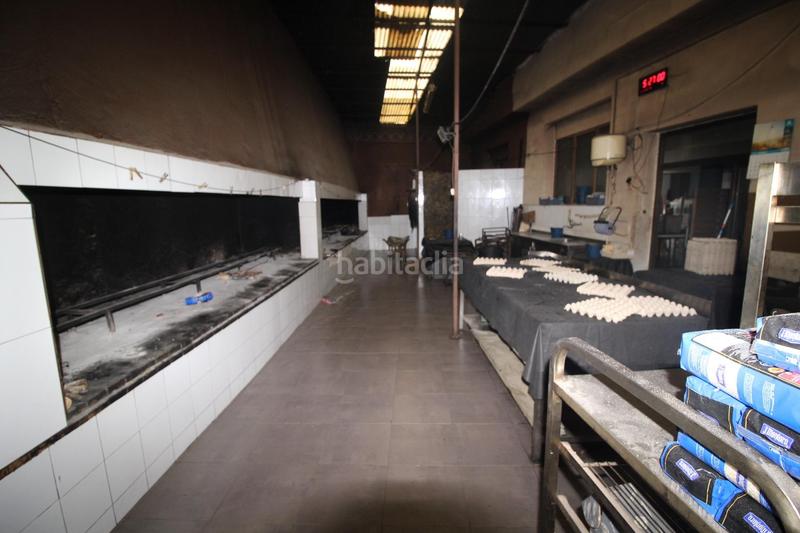 Foto f46e705e-8114-4d9c-9986-885b54d20136. Edifici a Estivella