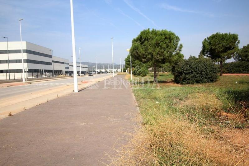 Foto 44b16600-85a3-49e9-8a8a-01a536bbe03c. Terreny residencial a playa puerto de Sagunto Sagunt