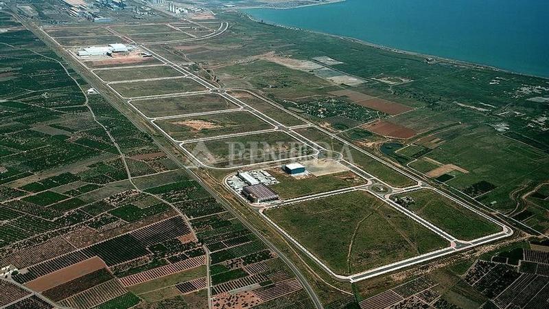 Foto 461e6bc6-1cf1-4522-82c6-e0aecb171cd9. Terreny residencial a playa puerto de Sagunto Sagunt