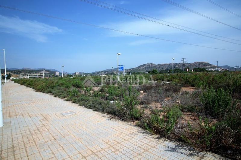 Foto 4fee49ae-3b45-4478-8b53-8ec84f27c080. Terreny residencial a playa puerto de Sagunto Sagunt