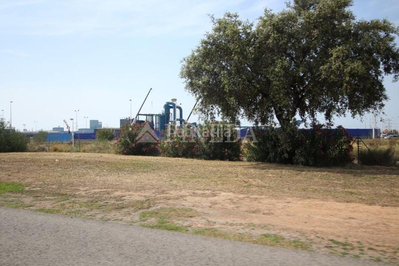 Foto 7b086f09-2948-471d-a6b0-4c92d8ee33ad. Terreny residencial a playa puerto de Sagunto Sagunt