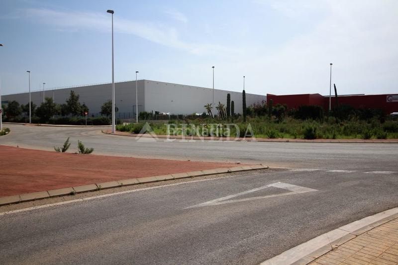 Foto 9f9b818e-94ec-47eb-b50a-feab8767fcad. Terreny residencial a playa puerto de Sagunto Sagunt