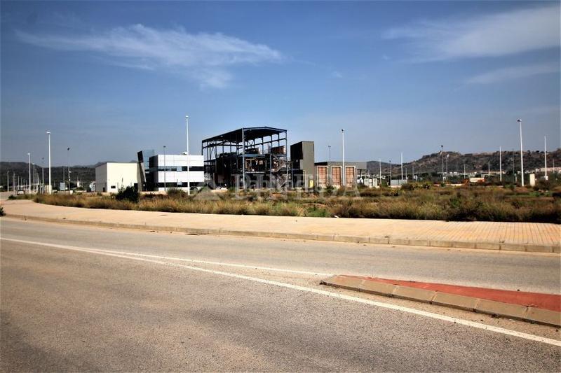 Foto e4b78ff9-4775-4159-b53c-9a5555154407. Terreny residencial a playa puerto de Sagunto Sagunt
