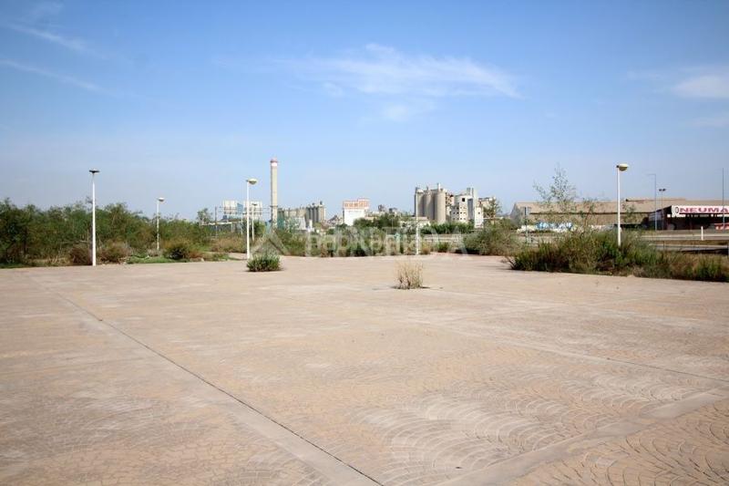 Foto f5f1dc13-cb0c-4ed0-a85f-14367f29e63d. Terreny residencial a playa puerto de Sagunto Sagunt
