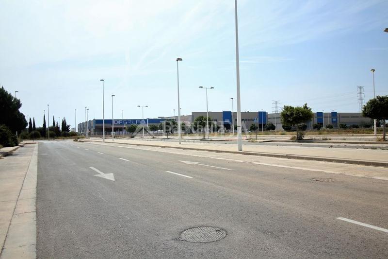 Foto fbd91599-c9e8-4a59-a90f-75df95d21f2d. Terreny residencial a playa puerto de Sagunto Sagunt