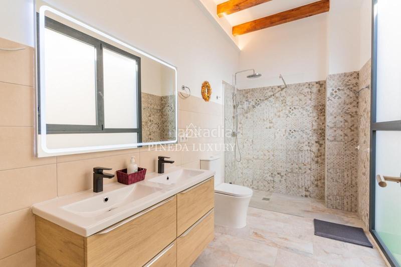 Foto 1574203d-274b-4892-854b-382c5a192f05. Piso en calle de la visitación 8 piso turistico a la venta junto al cauce del rio turia y a un paso de las torres de serrano en Valencia
