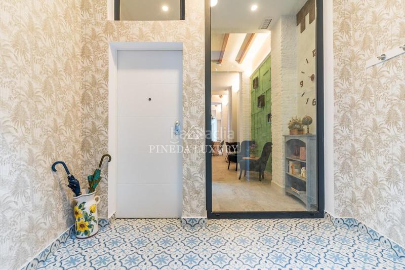 Foto 24f0b4f2-e5f5-4650-8d36-5bdd4454daa2. Piso en calle de la visitación 8 piso turistico a la venta junto al cauce del rio turia y a un paso de las torres de serrano en Valencia