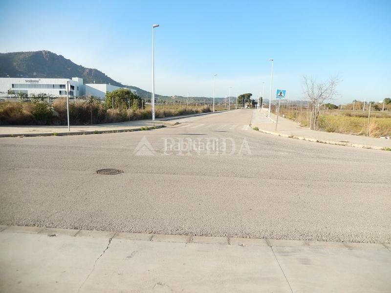 Foto fd9f3e3e-c1b4-4980-9551-066efedcbdf7. Gewerbliches grundstück in Puçol ciudad Puçol
