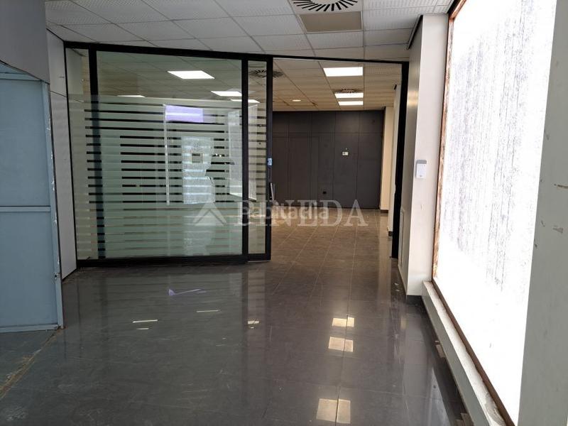 Foto d7f82cb2-acca-4c25-8f52-8298aa30b671. Location local commercial dans El Puig El Puig de Santa Maria