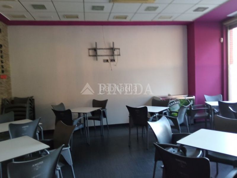 Foto 7c957c4f-1c60-439f-b3a4-b782c7025634. Lloguer local comercial a Massamagrell