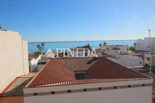 Apartament a Calle mendez nuñez 30. Grupo pineda te ofrece este magnífico apartamento en la playa de