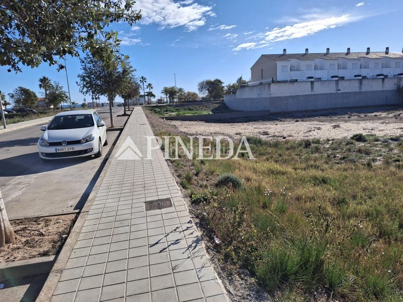 Foto 2738f558-f7db-4915-b28e-956d924f53a8. Terreny residencial a Almenara