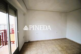 Pis a Puçol Ciudad. Grupo pineda te ofrece amplio piso de 4 dormitorios