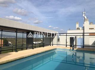 Apartament  Calle tabarca. Grupo pineda presenta un exclusivo apartamento en la encantadora