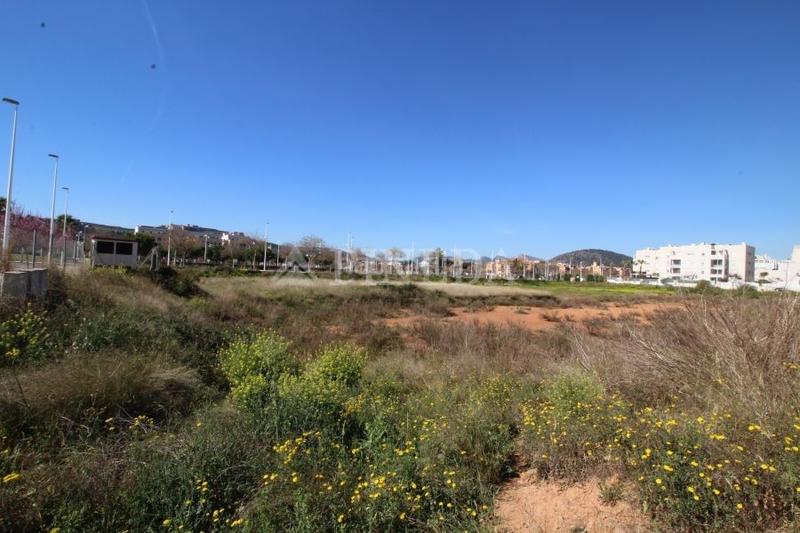 Foto b638cf33-e4b7-462d-879f-25f5965965bf. Wohngrundstück in Antiga Moreira Sagunt