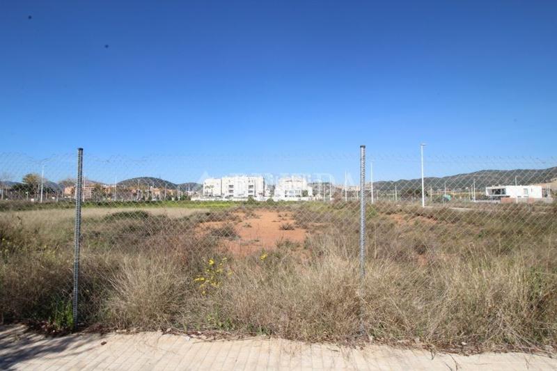 Foto c7504622-48fa-43b5-9ddd-e6048f3dc119. Wohngrundstück in Antiga Moreira Sagunt