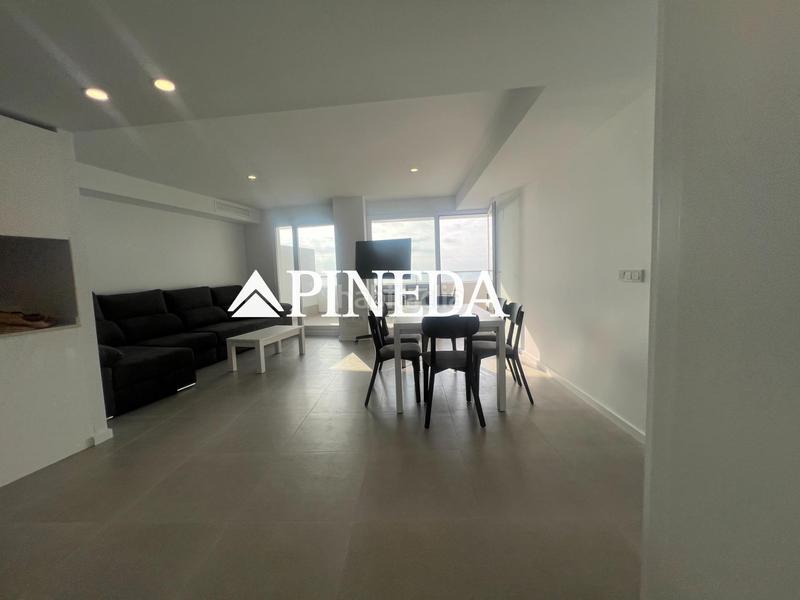 Foto d619e56d-75cb-4332-aa7e-819f60365abc. Alquiler ático atico con vistas al mar en Canet d´en Berenguer