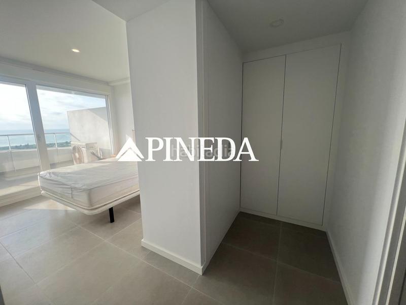 Foto e159dcdc-7598-4cde-94ab-d4c365b6d9ac. Alquiler ático atico con vistas al mar en Canet d´en Berenguer
