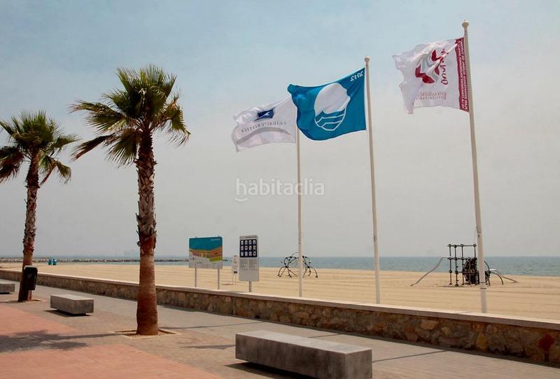 Foto 7265bfd6-fe2d-4c9e-a254-80fa2a4796b4. Piccolo appartamento con parcheggio in playas de Puçol Puçol