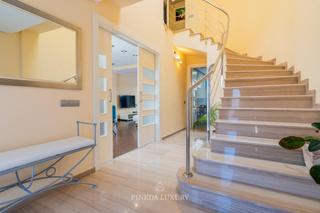 Casa adossada  Calle editor ricard vicent. Grupo pineda ofrece luminosa vivienda en el puig de santa maría