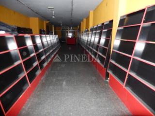 Lloguer Local Comercial a Puçol Ciudad. Local en alquiler con acceso a dos calles