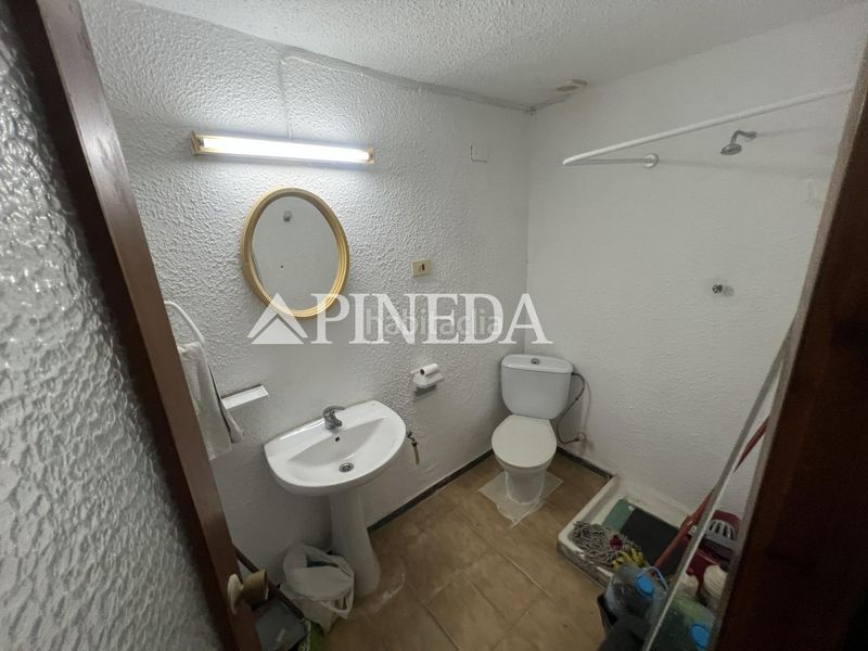 Foto ab82ced6-b66d-45c2-879a-dd846e009af9. Rent business premise in Zona Alta Puçol