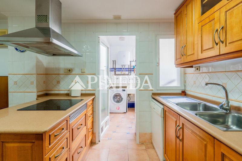 Foto f4877bc2-5ed9-44e1-b105-73a744f94791. Pis amb aparcament a Puçol ciudad Puçol