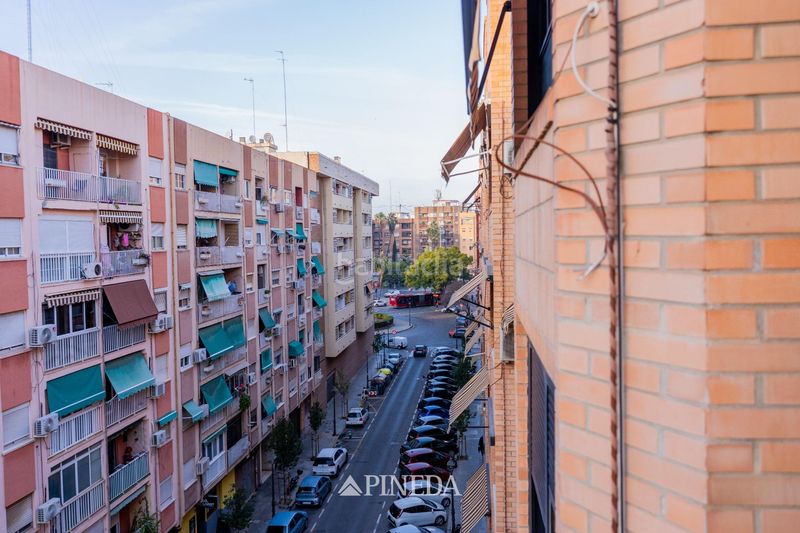 Piso en calle mendez nuñez 17 vivienda funcional y con mucha luz a un paso de la avenida del puerto en Valencia - Imagen 19