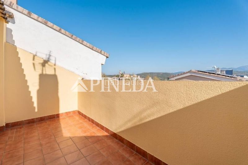 Foto e4f42541-9894-4519-9c93-cfe6c04a9b0e. Casa adossada amb calefacció a Soneja