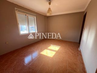 Etagenwohnung  Calle del nueve de octubre. Piso luminosos en el centro poblacion