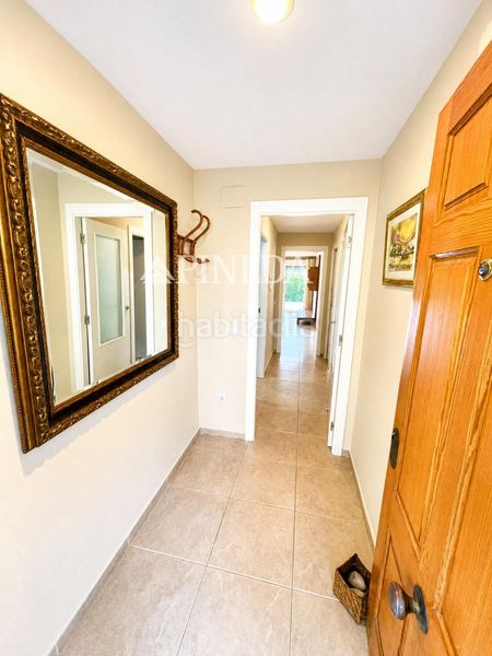 Foto 85b478a9-6b22-43f7-9659-1eb2765596f2. Lloguer apartament amb aparcament piscina a Alfinach - Monasterios Puçol