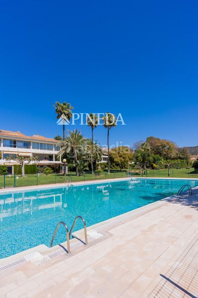 Foto 2f1e5c4a-9e4b-4171-8b12-0326482e5ce6. Location appartement avec parking piscine dans Alfinach - Monasterios Puçol