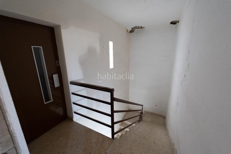 Foto c19b6782-2015-435f-a814-e4d4d08bf1c8. Lloguer local comercial a Museros