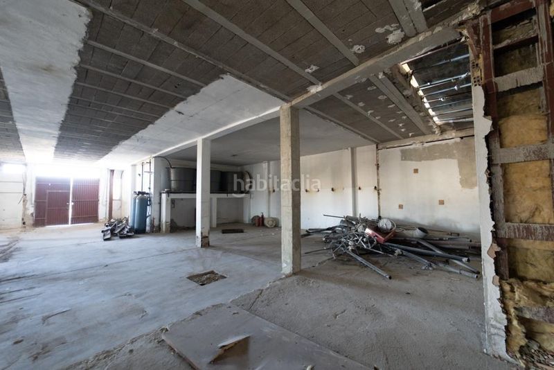 Foto db629c6e-38d6-4e15-8dae-ca9be6a8d089. Lloguer local comercial a Museros