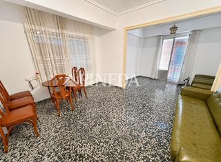 Appartement à Casco Antiguo. Piso centrico para reformar