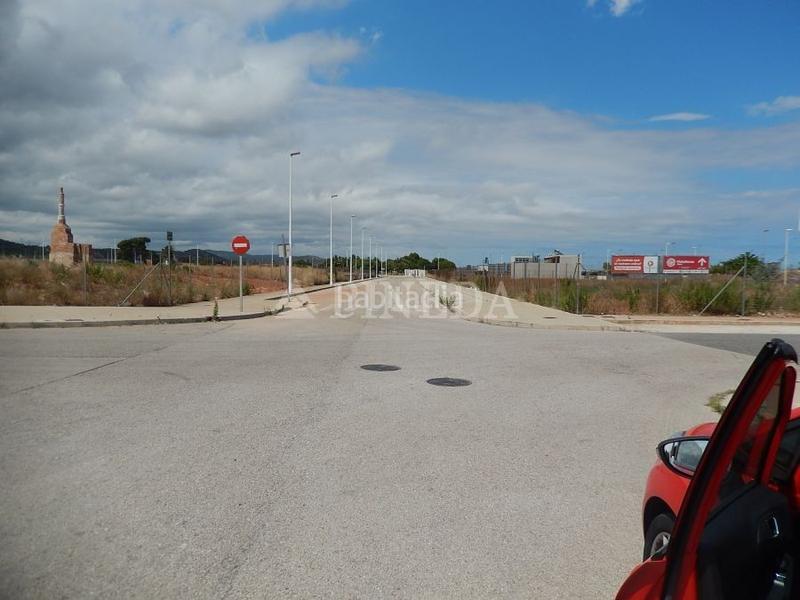 Foto c2909ec0-2de0-4115-8aec-0fb849e2a6a6. Area edificabile industriale in Puçol ciudad Puçol