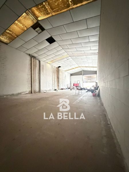 Foto c12f2d3a-58ed-4b4e-a2b8-06376f8fac8f. Nau industrial a La Motilla - Fuente del Rey Dos Hermanas