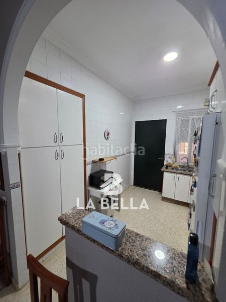 Foto 529133ff-ba7d-42ae-98c1-aea1110b9314. Xalet amb xemeneia piscina a Coria del Río