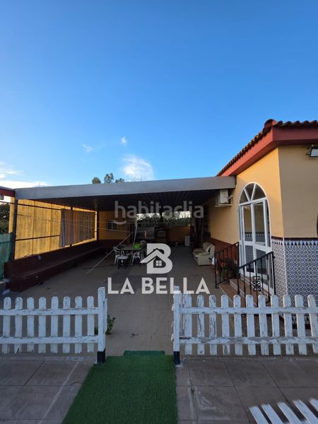 Foto 7844b0cb-61b0-4053-b50c-b8ff79d7e33d. Xalet amb xemeneia piscina a Coria del Río